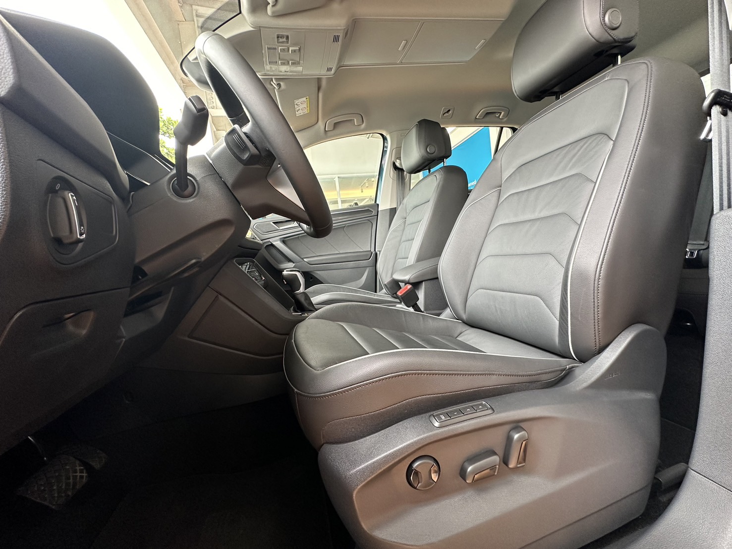 Tiguan 280 TSI Elegance Premium