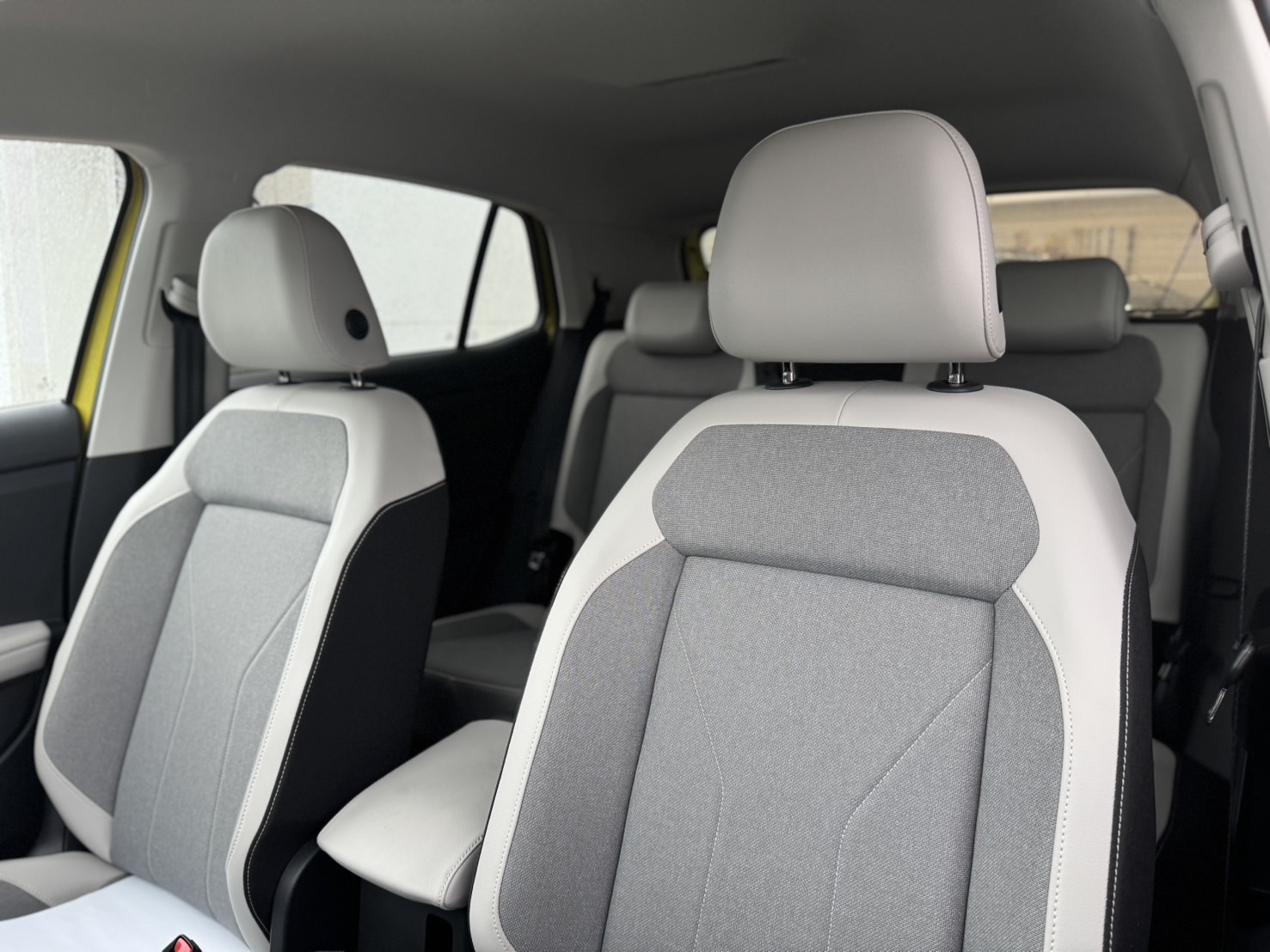 T-Cross 230 TSI Style Design