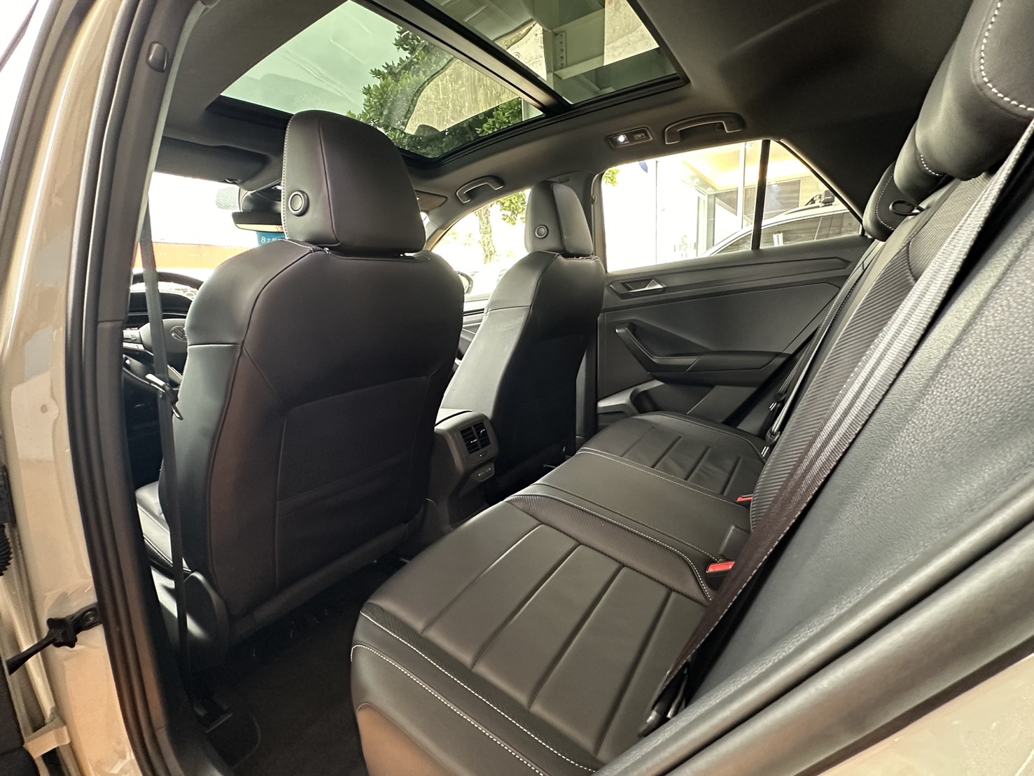 T-ROC 330 TSI R-Line Performance