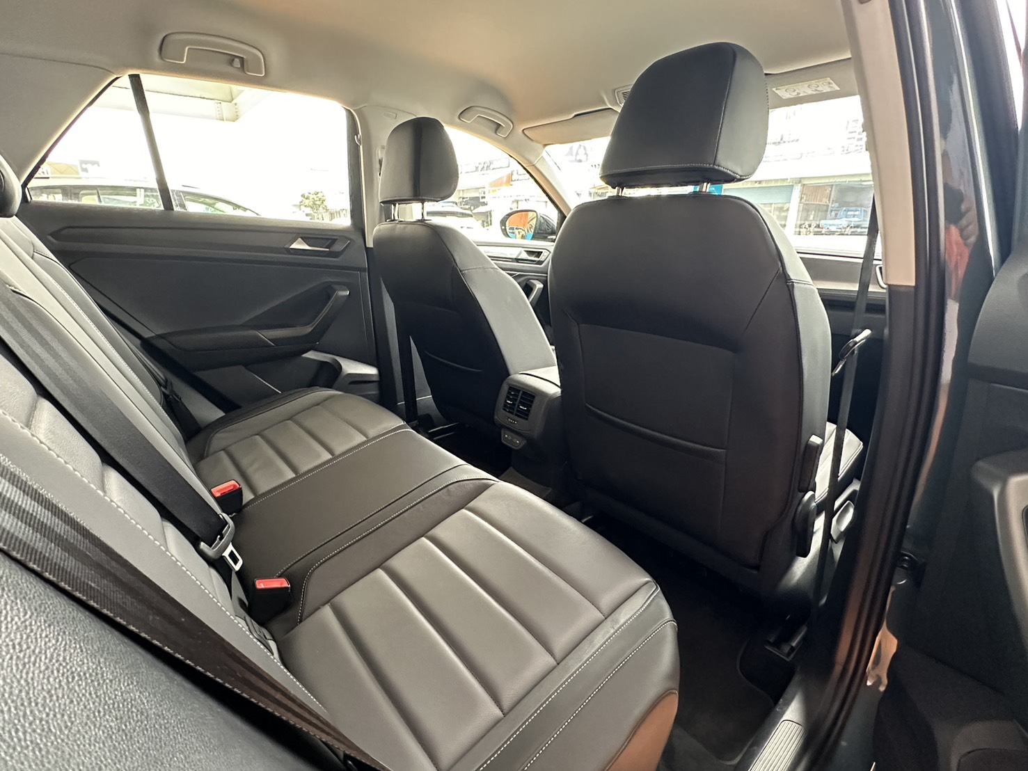 T-ROC 280 TSI Style Design