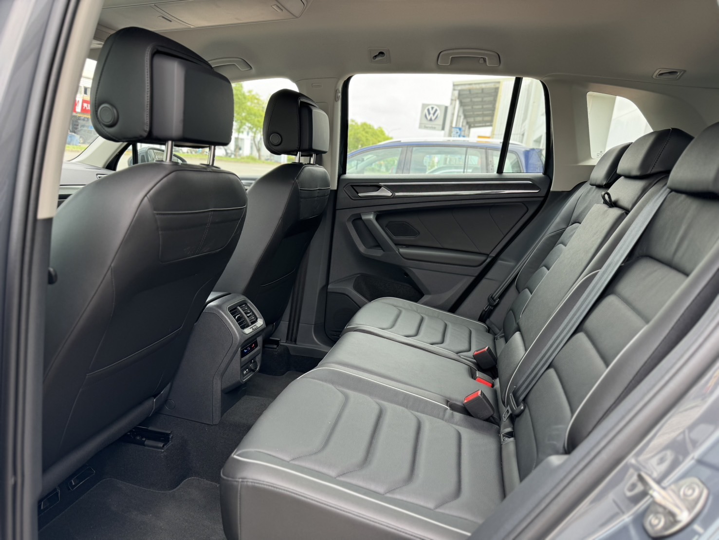 Tiguan 330 TSI Elegance