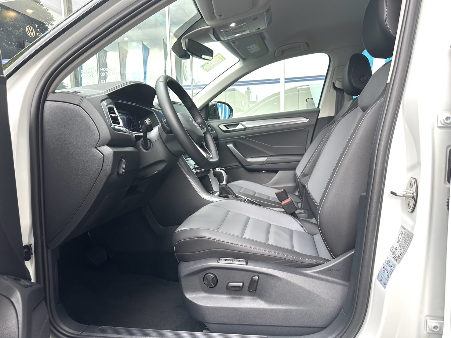 T-ROC 280 TSI Style Design